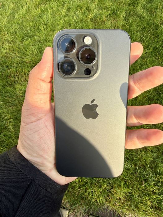 Vand iphone 15 pro, 256 gb,impecabil