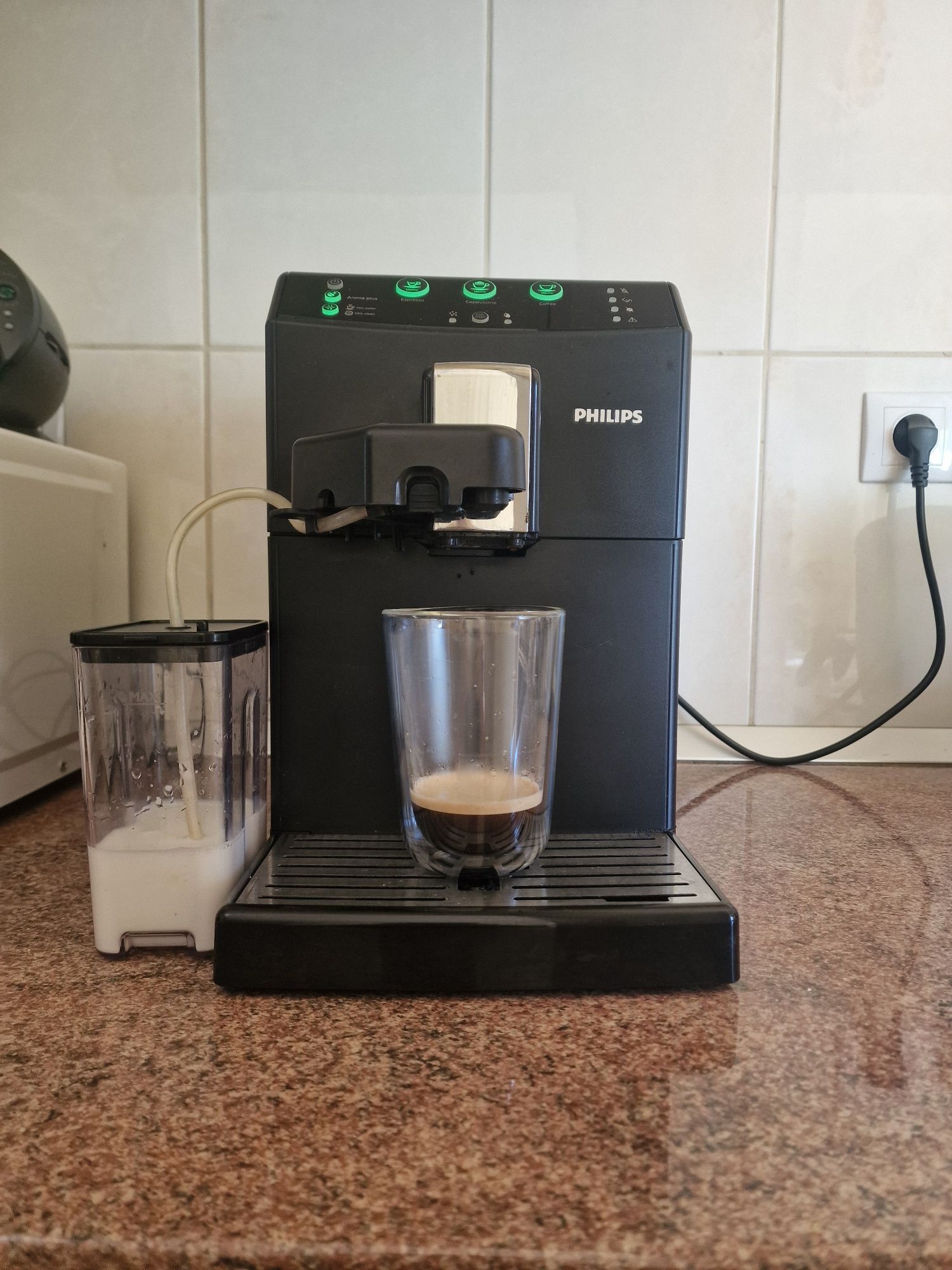 Expresor automat de cafea Philips HD8829