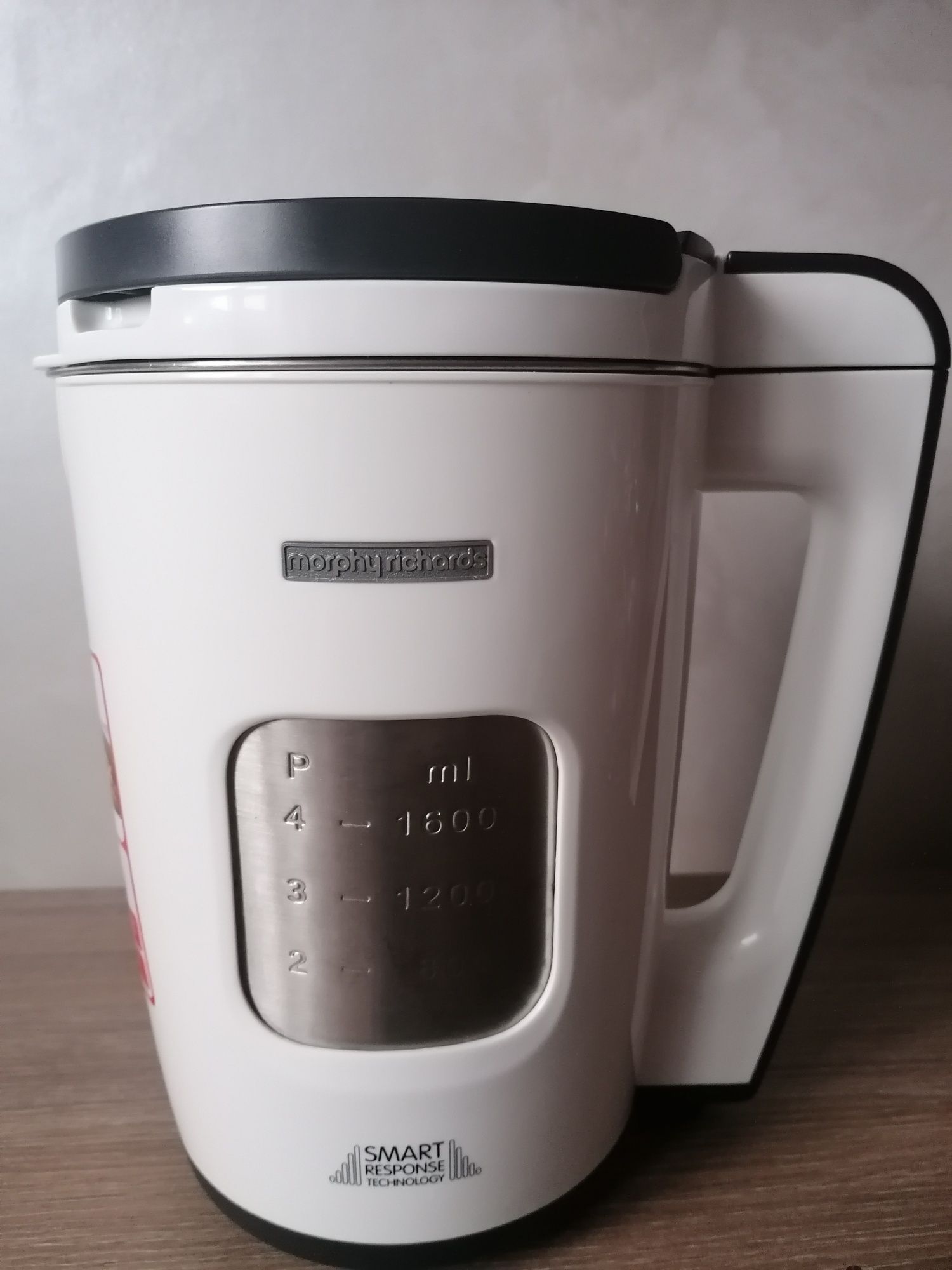 Vând Multicooker Morphy Richards Total Control Soup Maker