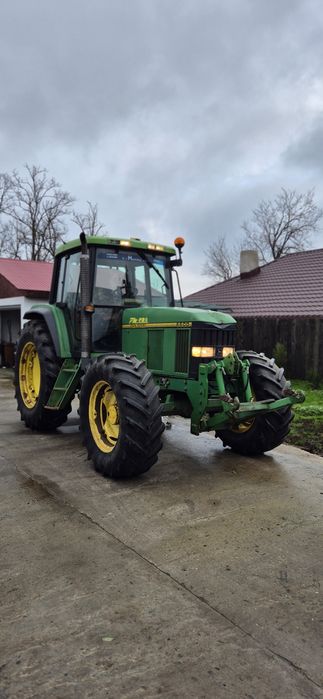 Tractor John Deere 6600