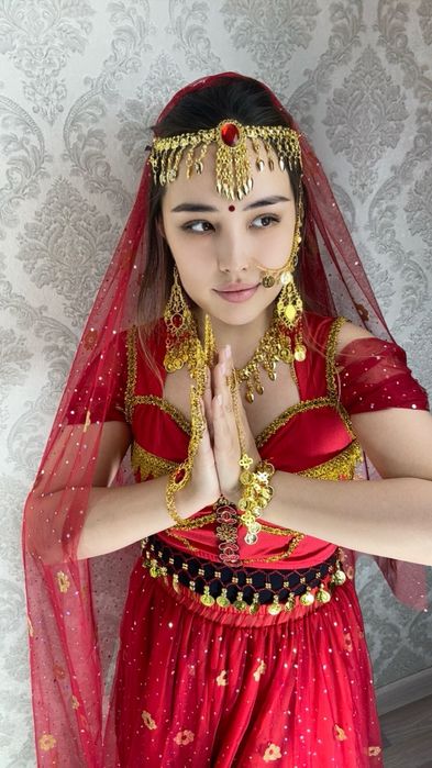 Украшение для восточных  танцев. Тика , браслеты, колье