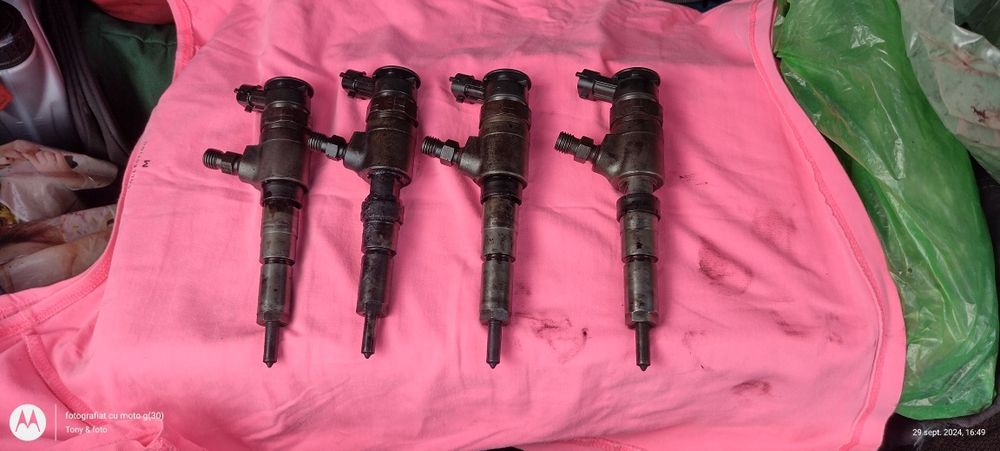 Injectoare Citroen C 3 diesel 1.4 hdi