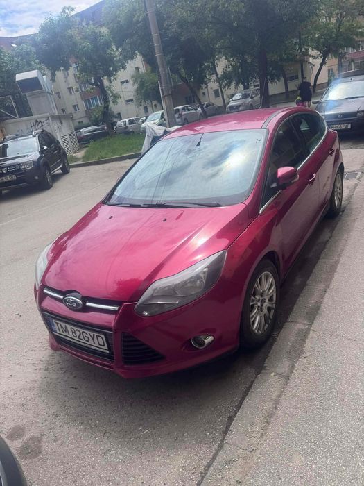 Vând Ford Focus Mk3 , Titanium