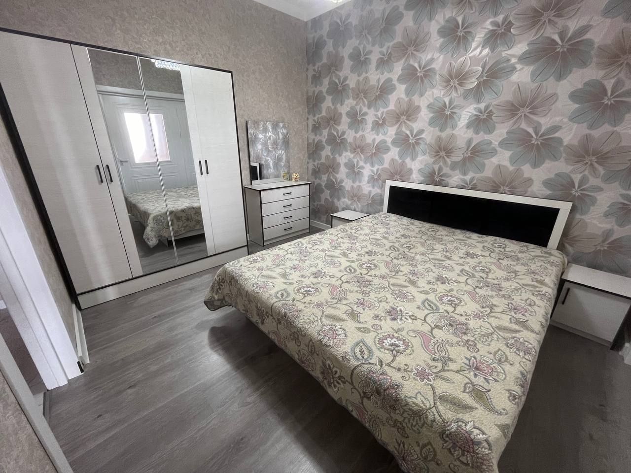 Кунлик квартира посуточно ориентир айбек метро
