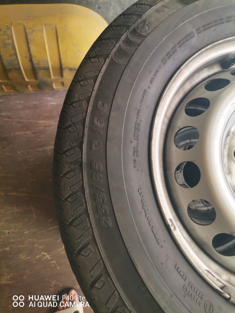 Cauciucuri de  vara 235 / 65 16 c.