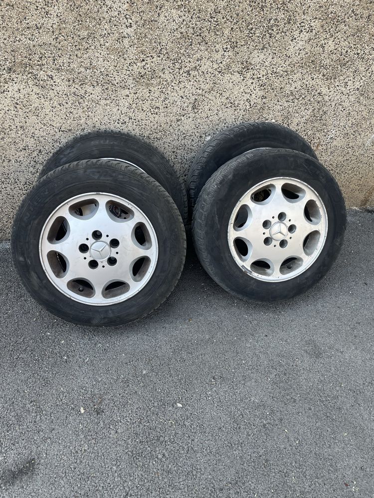 Джанти  15” с гуми 195/65/15 от Мерцедес 190