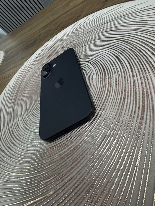 Apple iPhone 16 , 128GB , Black , Nou neactivat.
