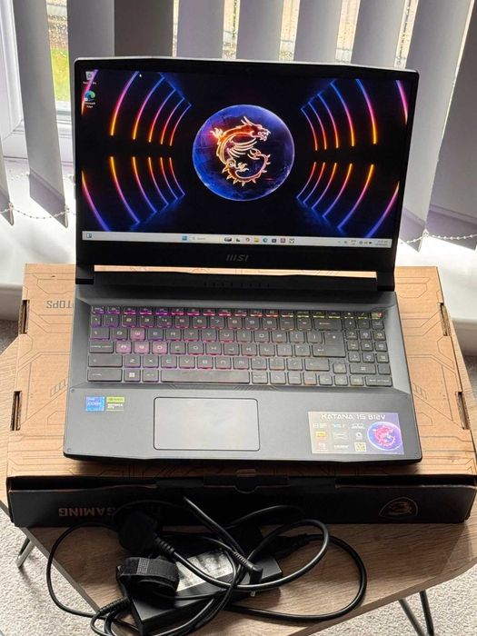 Лаптоп MSI Katana, i7 , GeForce RTX 4070 8GB , 1TB SSD , 16GB RAM DDR5