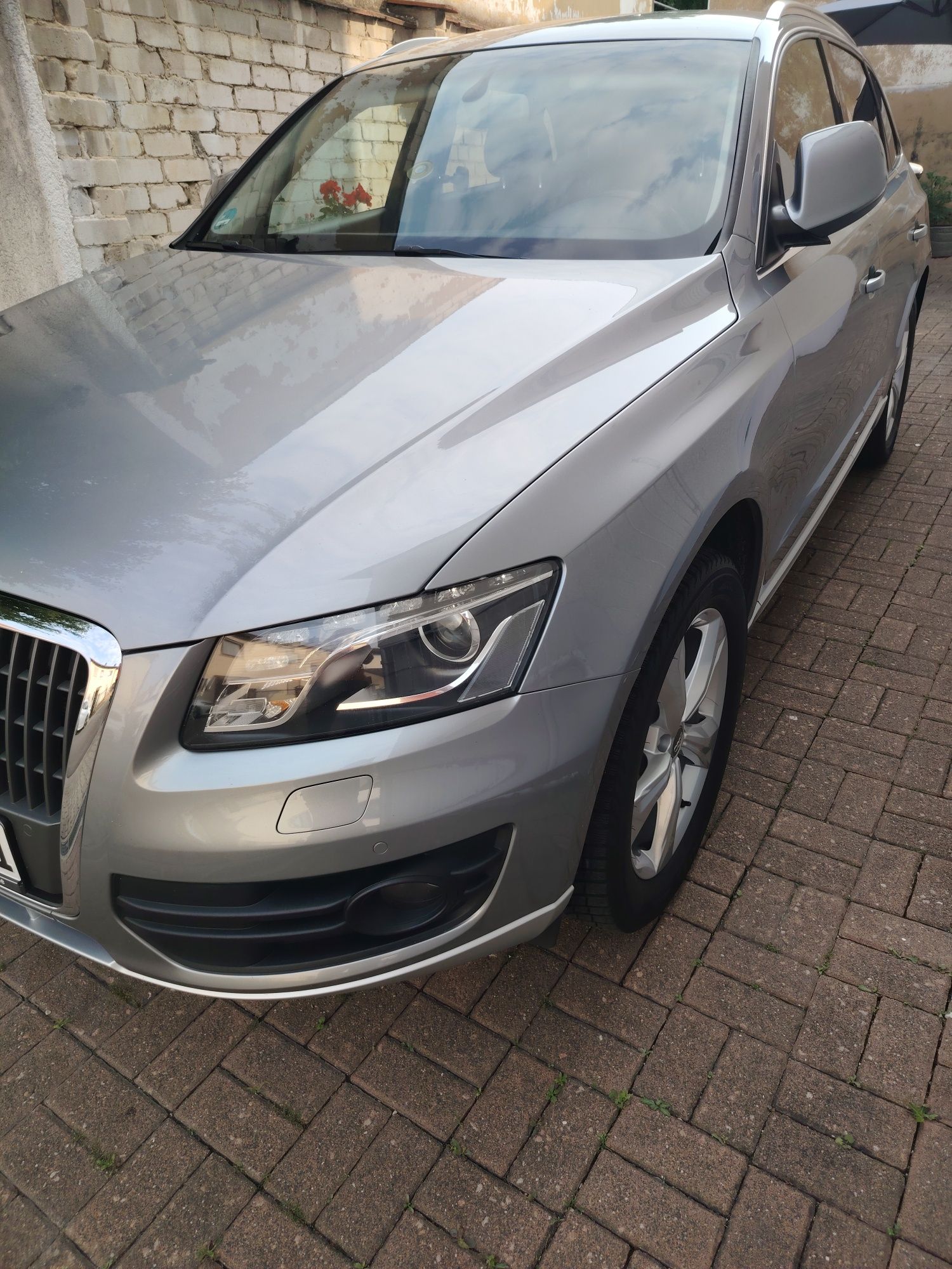 Audi Q5 2.0TDI /170 cp