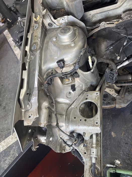 Semiaripa cu lonjeron dreapta fata SKODA FABIA II 542 2006 - 2014 1.2