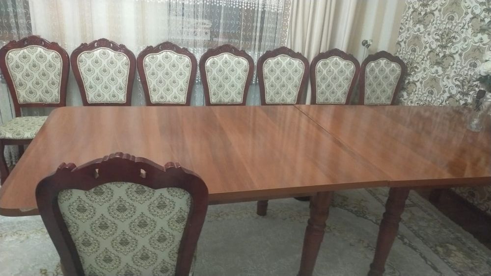 Стол и стулья сатылады