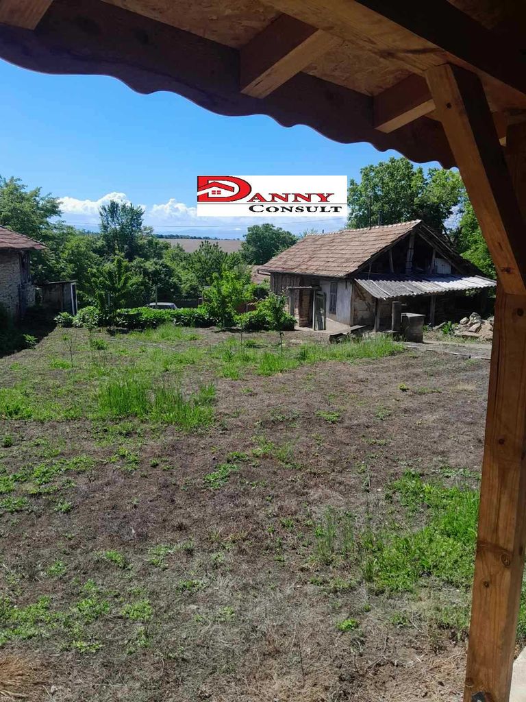 Продава се Къща в с. Крамолин, Област Габрово - 100 кв.м за 230 €/кв.м - Снимка #15