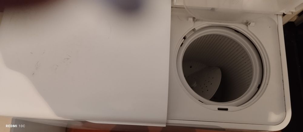 Продам стиральную машину