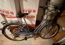 Vand 2 biciclete la pret de 1