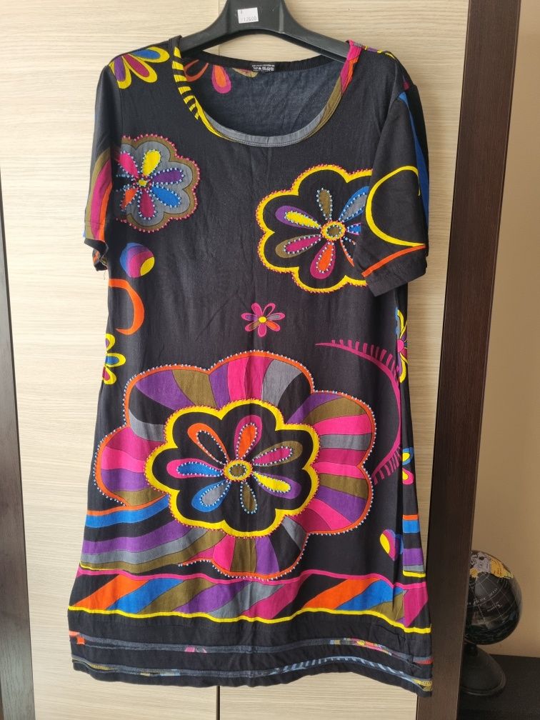 Rochie model Desigual