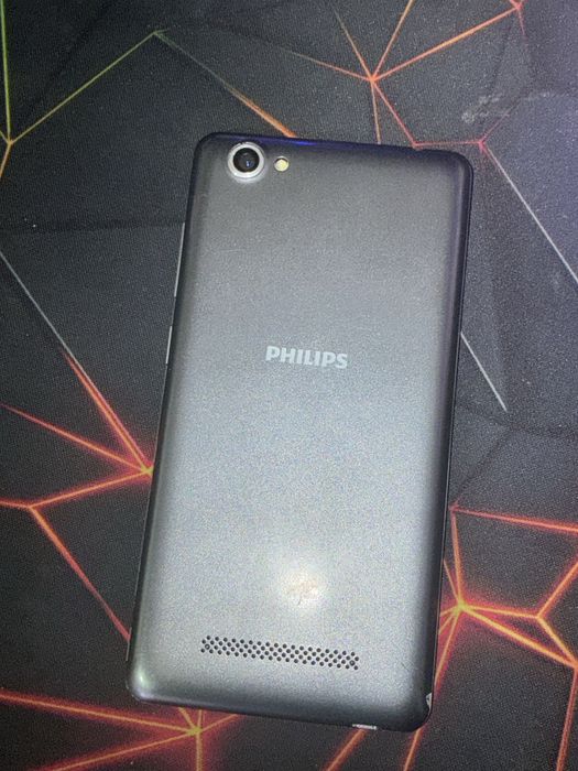 Vand telefon Philips S326 utilizat