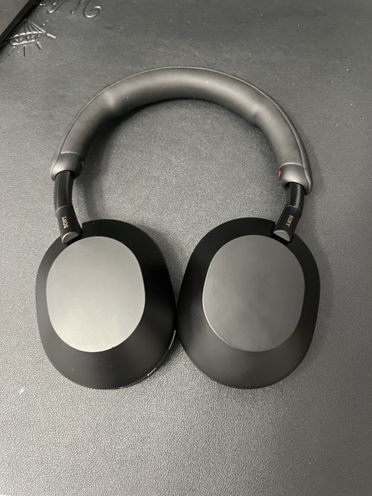 Наушники Sony WH-1000xm5