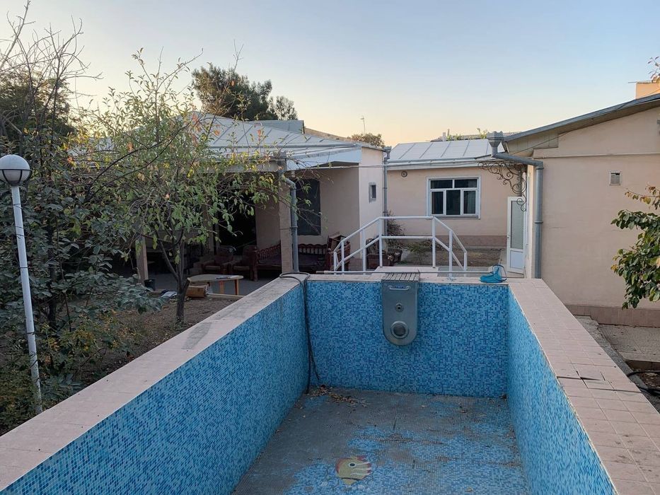 Греческий городок,  феруза массив