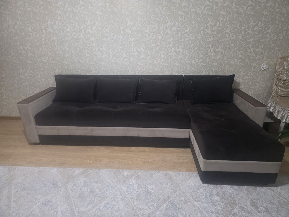 Продам угловой диван
