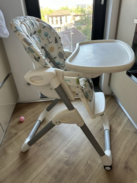 Vand scaun de masa bebe