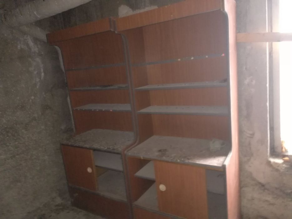 Шкаф витрини за магазин