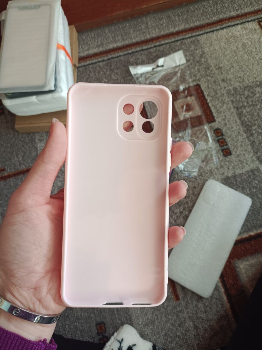 Продаю два чехла 11 lite Xiaomi