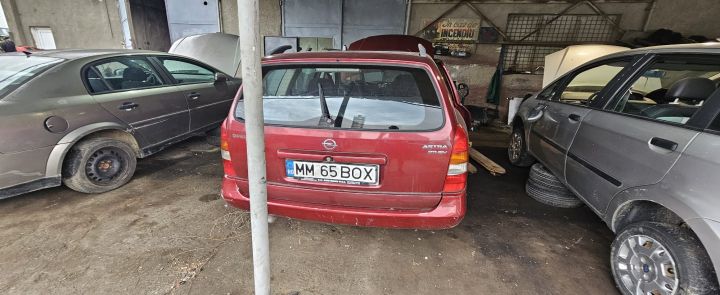 Radiator apa racire motor Opel Astra G