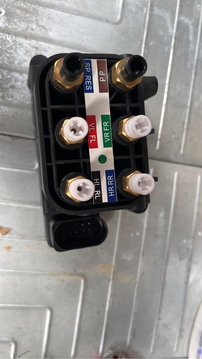 Bloc de valve compresor perna aer mercedes audi vw supapa suspensie
