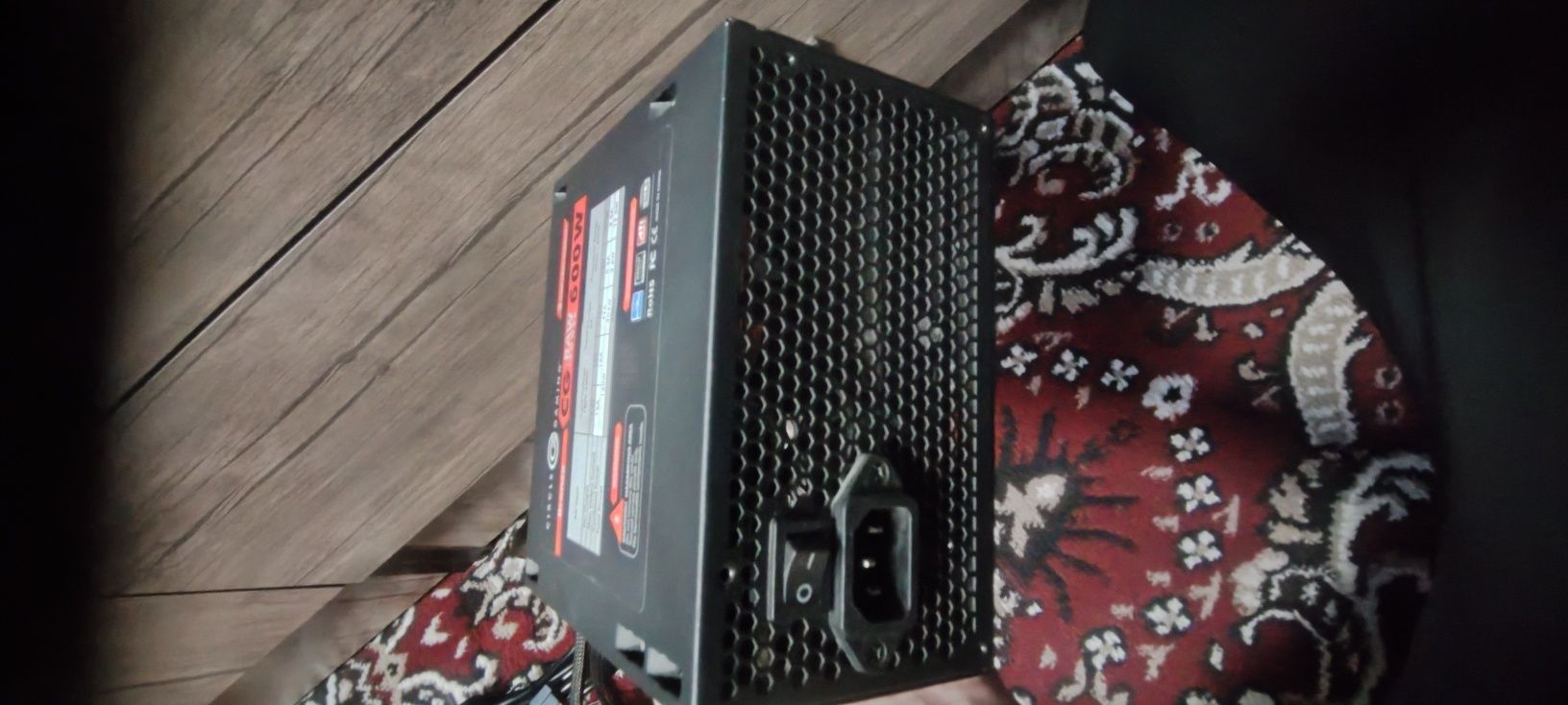 Blok pitaniya 600W
