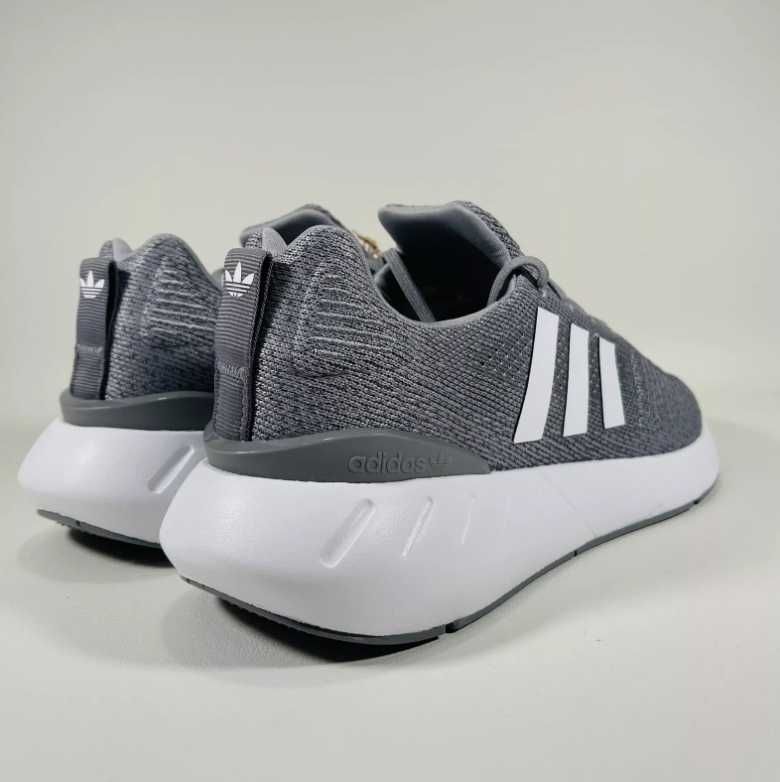 Оригинални маратонки * ADIDAS SWIFT RUN 22 * EU42 -46 2/3