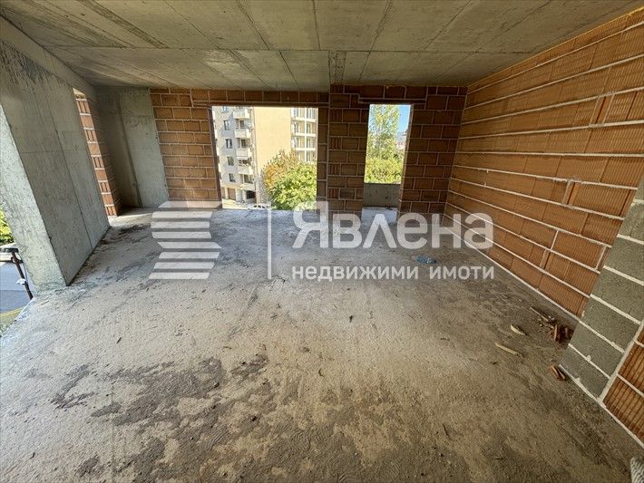 Просторен и слънчев 3-стаен апартамент с 98,20 кв.