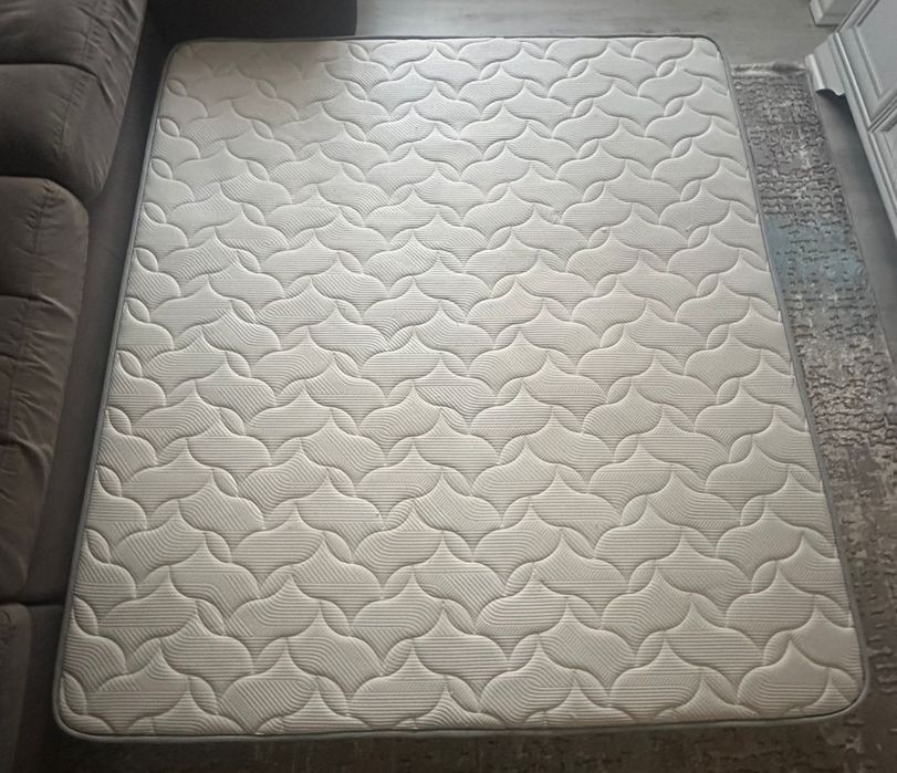 Продаётся матрас