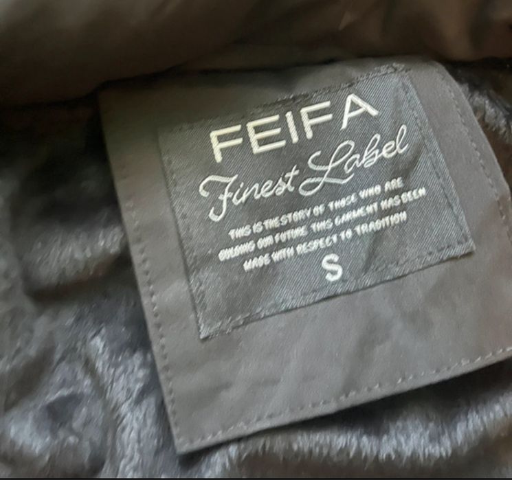 Geaca iarna dama marime S  sau un M mai mic!