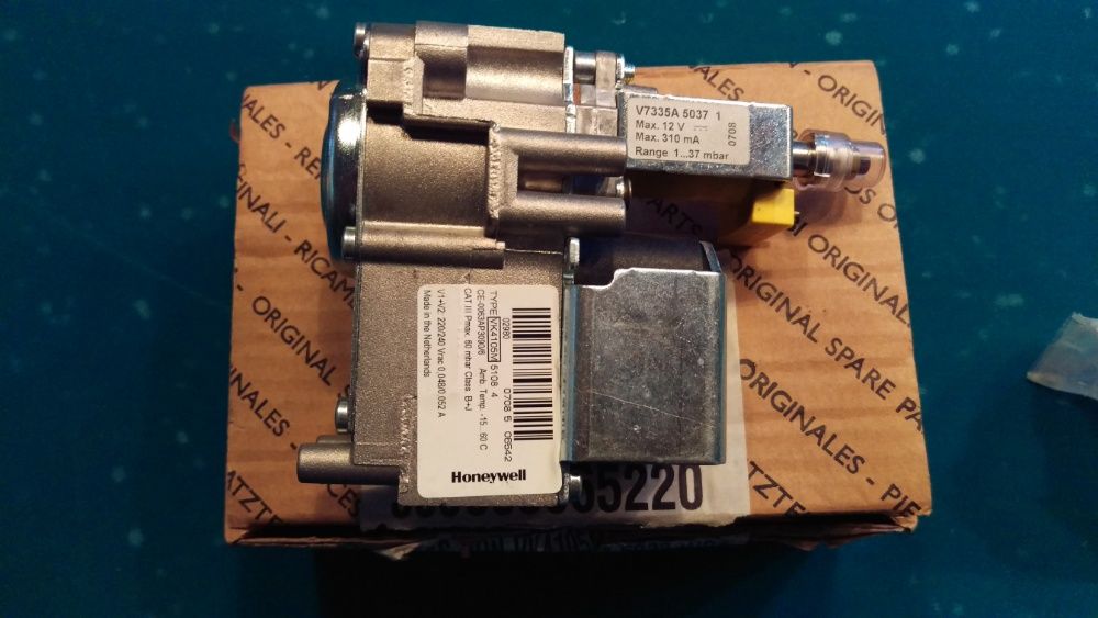 Продам газовый клапан Honeywell VK 4105M 5108