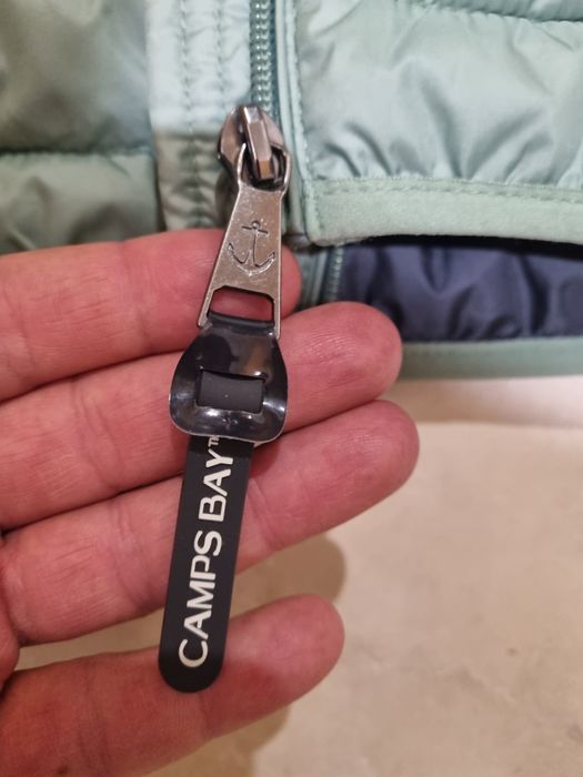 Дамска грейка ЧИСТО НОВА  елек CAMPS BAY