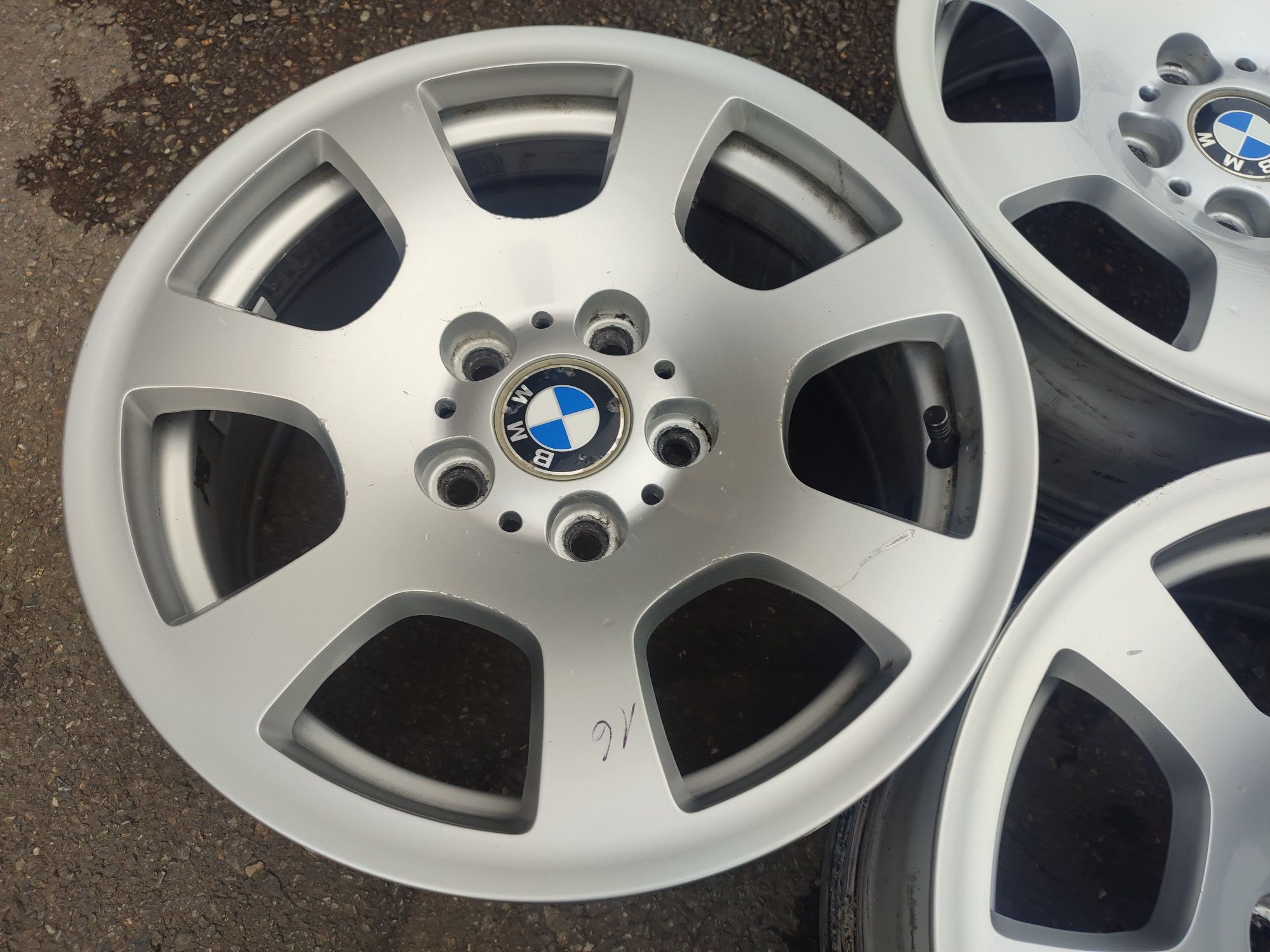 16" оригинални алуминиеви джанти за BMW E60...