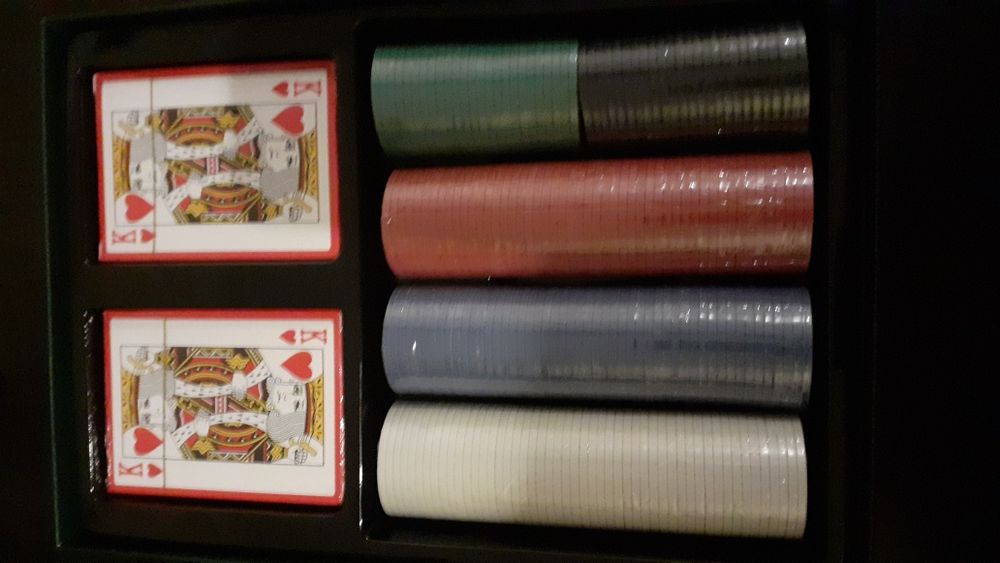 Set poker texas hold'em si blackjack