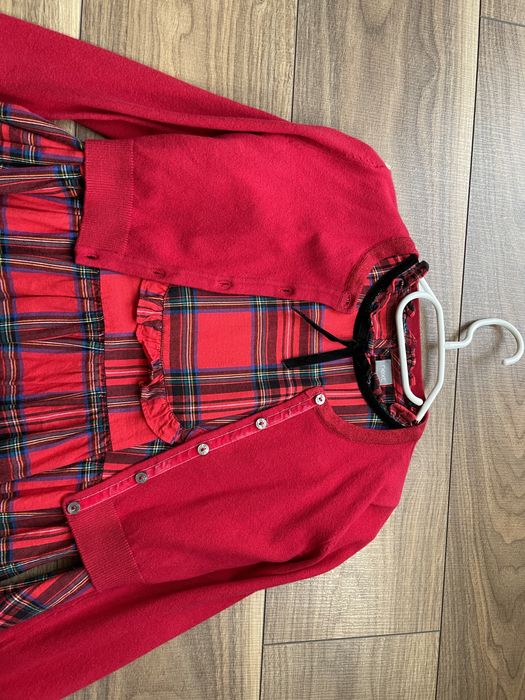 Vând set NEXT, mărimea 9-10 ani