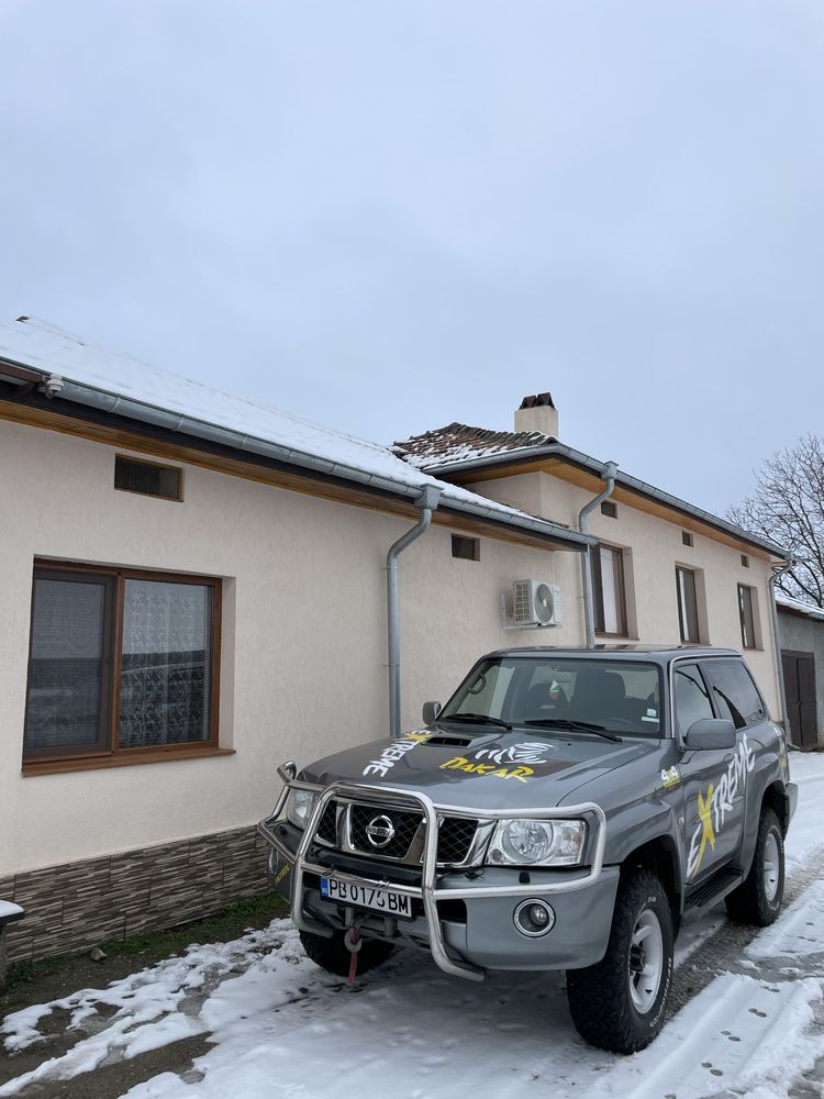 Nissan Patrol 3.0 d 160 кс. 10.2004година