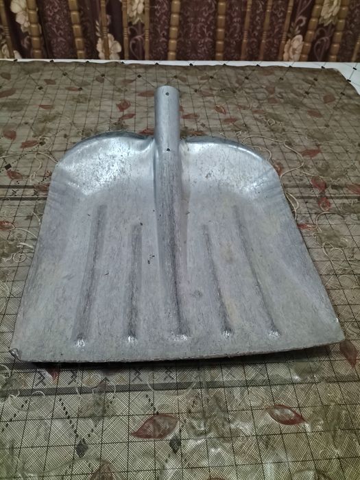Продам лопата оцинкованная.