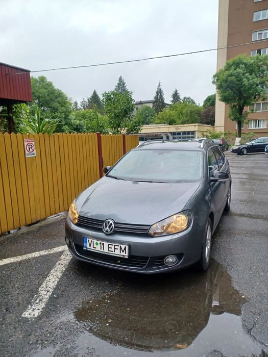 Volkswagen golf 2012. Motor 1.6 diesel