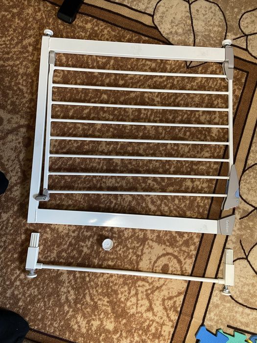 Детска предпазна врата(gate)за врати и стълбища