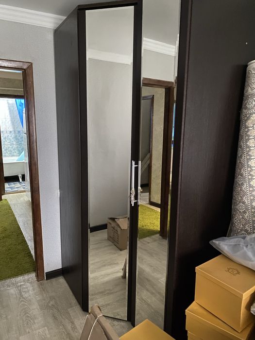 Продам шкаф двух-дверный