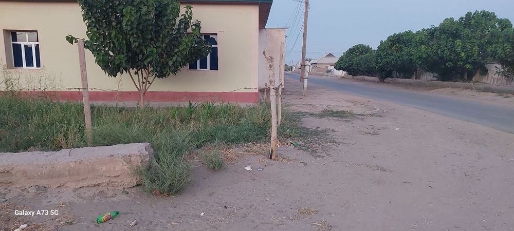 Уй сотилади Термиз аерапорт томонда