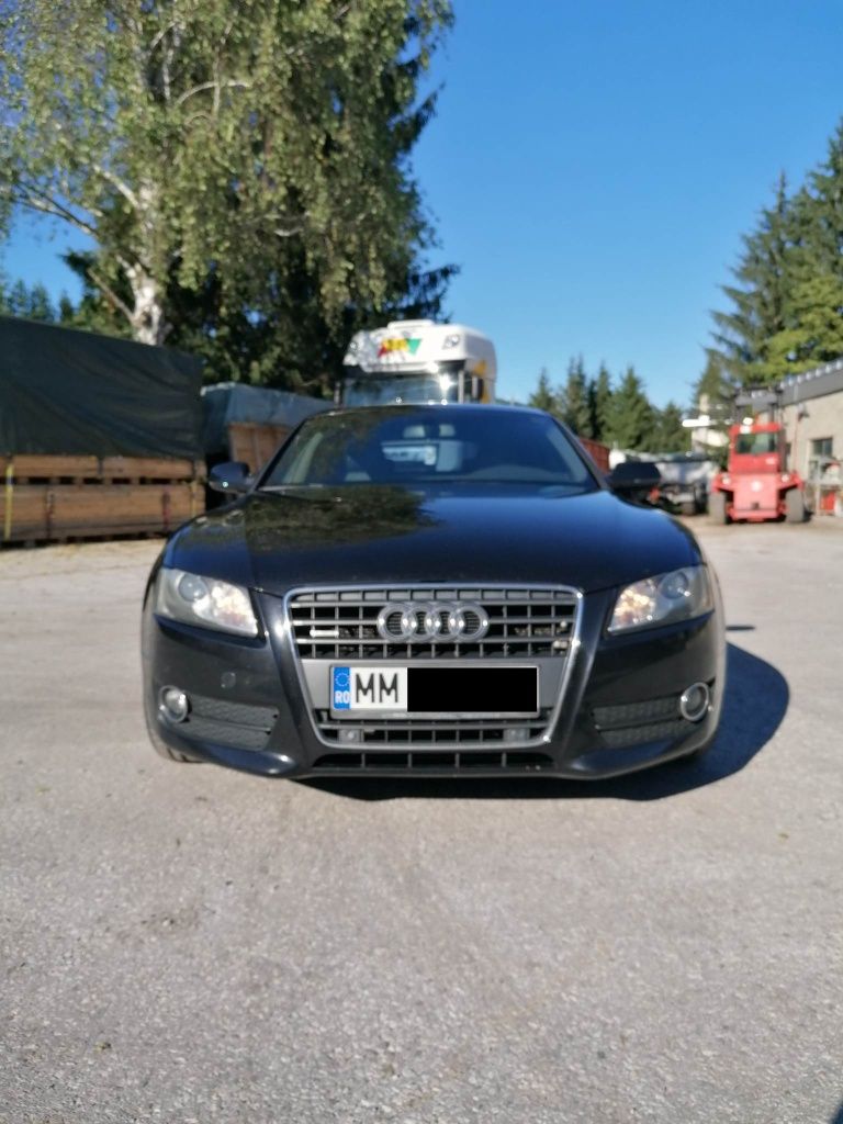 Vând Audi A5 Quattro S Line