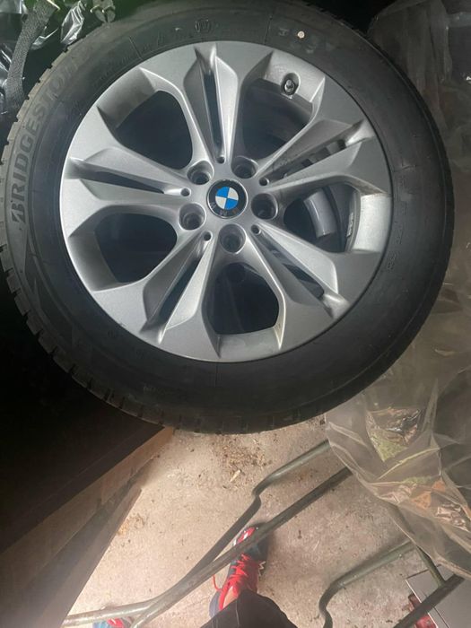Зимни Гуми и джанти за BMW X1