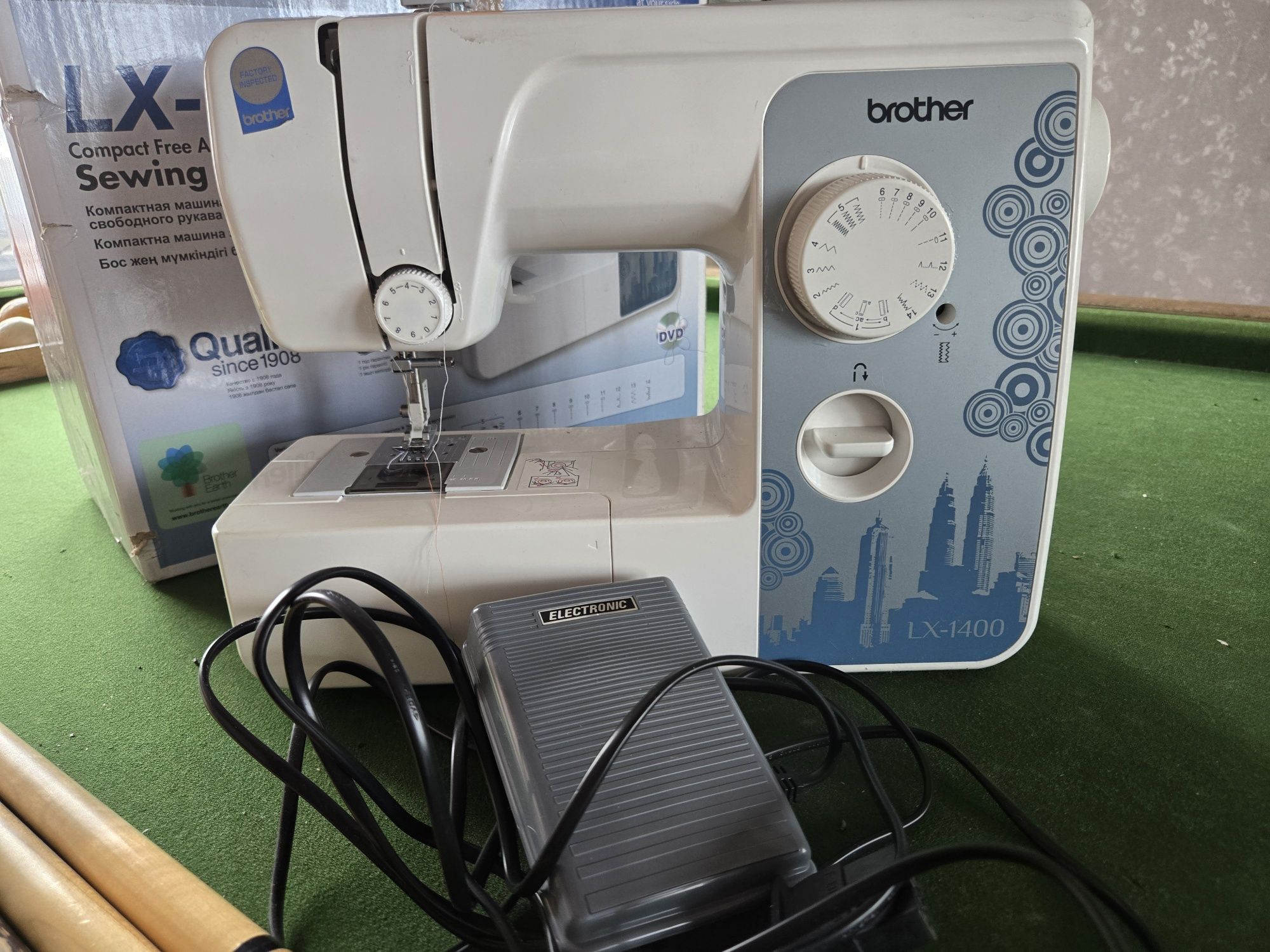 Продам швейную машинку Brother LX 1400