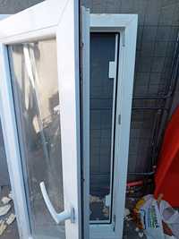 Ușa termopan de vanzare si geam vând și casă