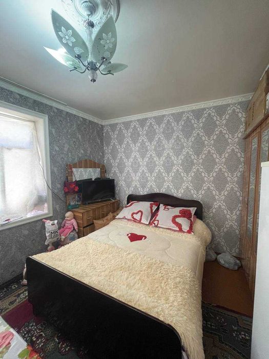 Продается двухэтажный дом в центре города ор.ул Исаева