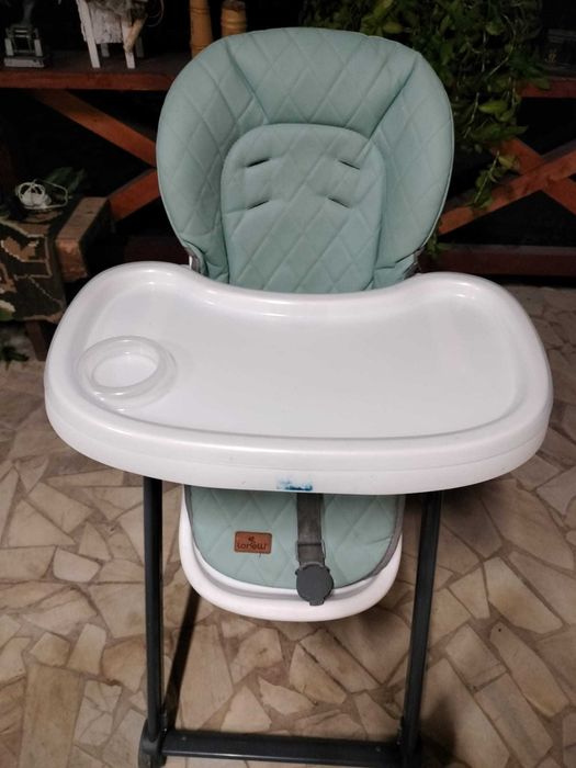 Vând scaun de masă bebe